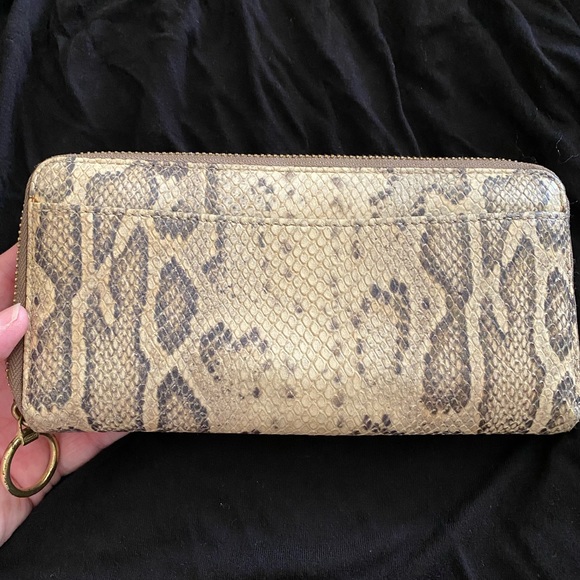 Wallet - Picture 2 of 4